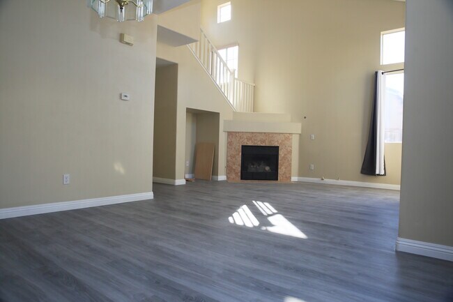 Foto del edificio - 42084 Orange Blossom Dr