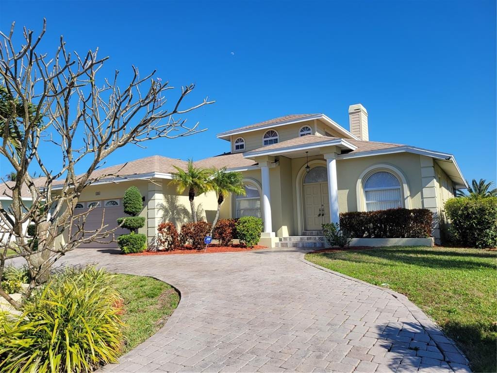 Foto principal - 606 North Point Dr