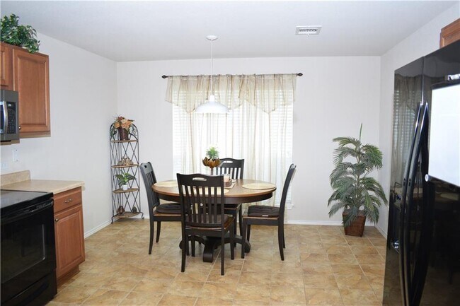 Foto del edificio - 320 Altamont St