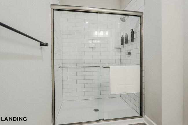 Foto del edificio - 5001 Willowgate Loop