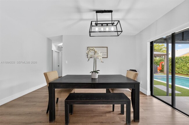 Foto del edificio - 2385 SW 131st Pl