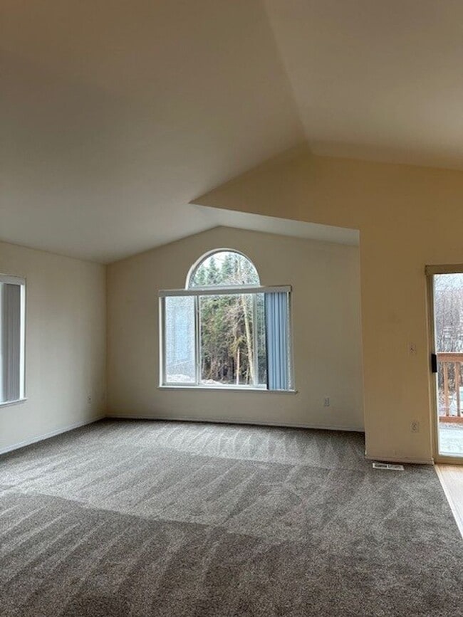 Foto del edificio - Tranquil Cul-de-Sac Charm: Inviting 3BR, 2BA Home in South Anchorage