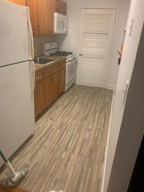 Foto del edificio - 9 Hedden Terrace