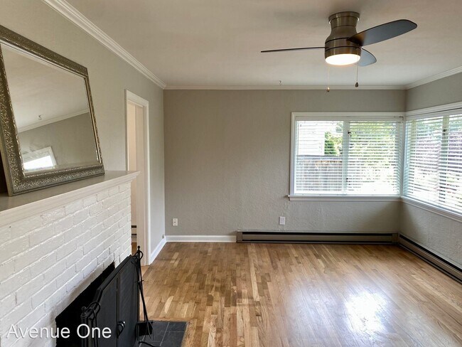 Building Photo - 2 br, 1 bath House - 6040 36th Ave SW