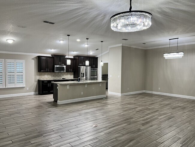 Building Photo - 11169 Parkside Preserve Way