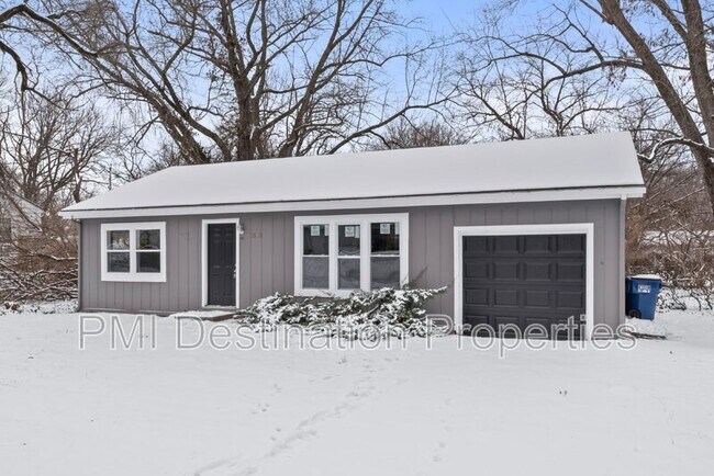 Building Photo - 1503 W 21st Terrace