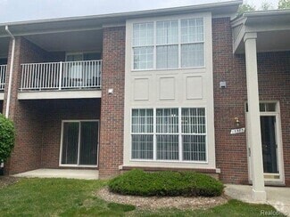 Building Photo - 13383 Forest Ridge Blvd