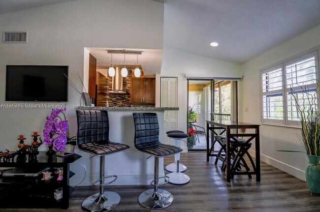 Foto del edificio - 10670 SW 156th Pl