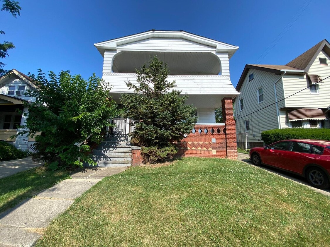 Primary Photo - 3545 E 110th St
