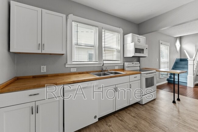 Foto del edificio - 1009 E Raymond St