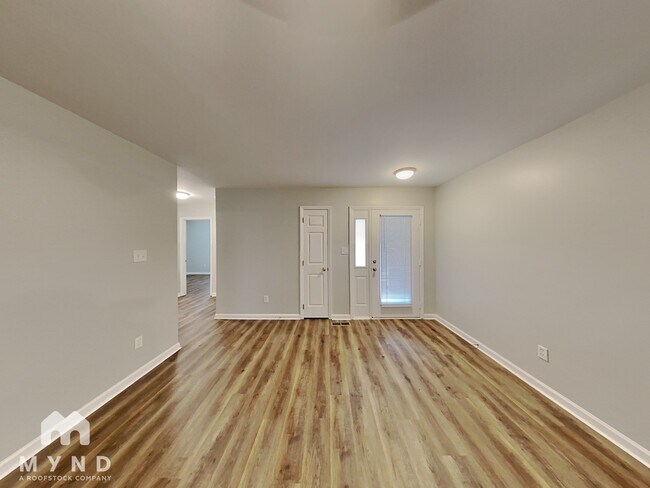 Building Photo - 5406 S New Hope Rd