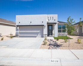 Building Photo - 3019 San Jenaro Dr