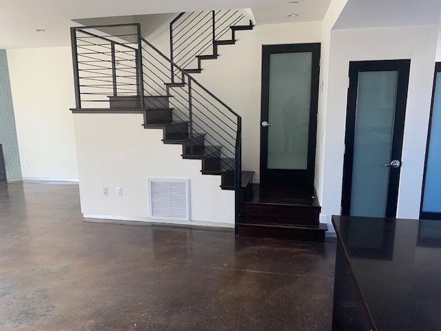 Foto del edificio - 760 Washington Blvd