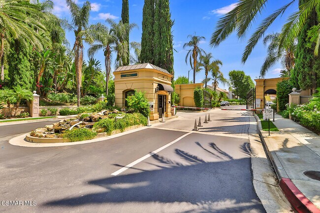 Foto del edificio - 23287 Park Basilico