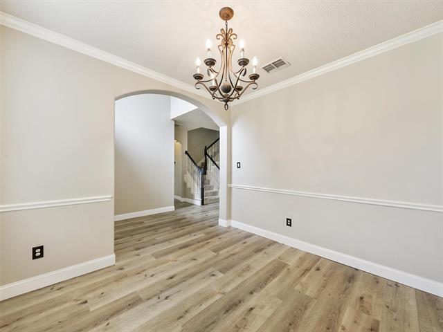 Foto del edificio - 2033 St Ives Dr