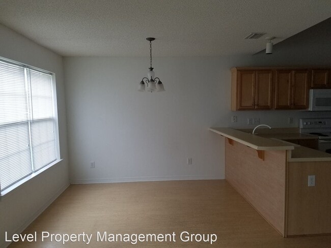 Building Photo - 3 br, 2 bath House - 1476 W Fairway Drive