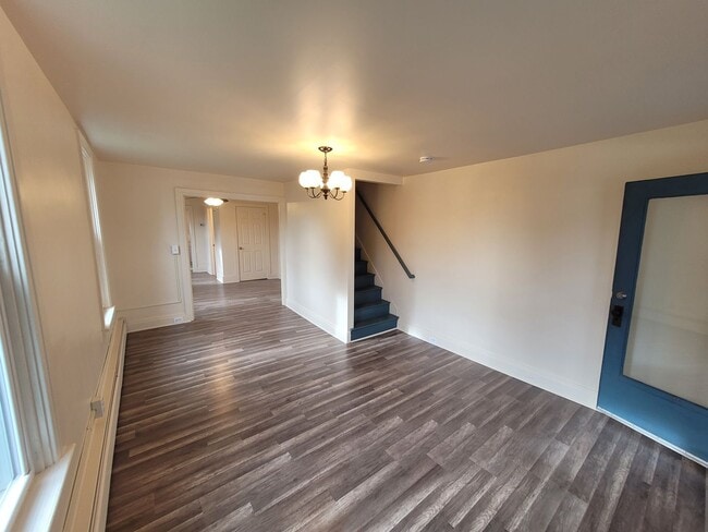Building Photo - Beautiful Single-family home for rent  in Palmyra/Campbelltown