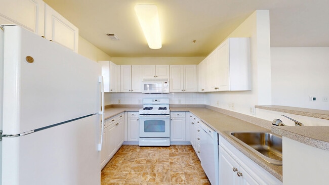 Interior Photo - Bradlee Danvers