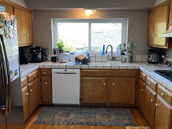 Foto del edificio - Spacious, single-level ranch home