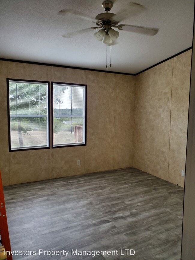 Building Photo - 3 br, 2 bath House - 1051 Tamarack Shores