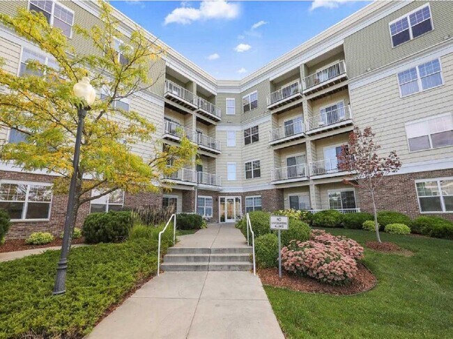 Building Photo - 114200 Hundertmark Rd