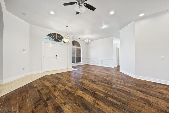 Building Photo - 2045 Chisholm Trail