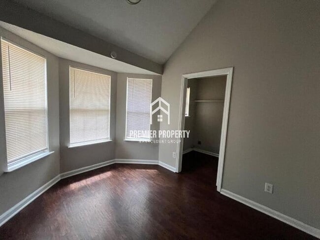 Foto del edificio - 7071 Anisetree Dr