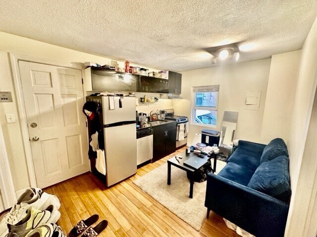 Foto principal - 20 Bartlett Pl