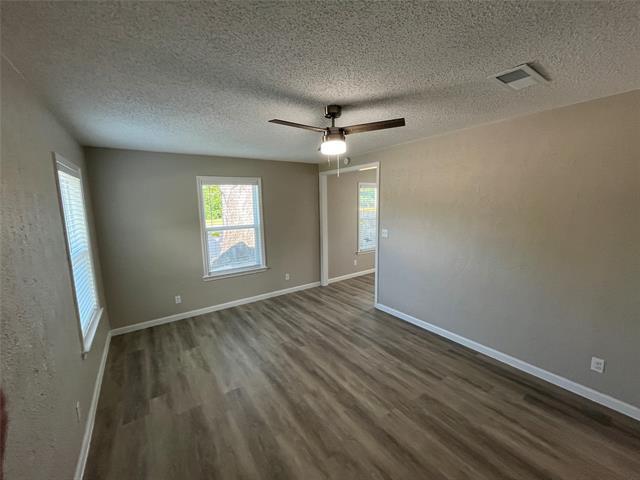 Foto del edificio - 7101 Bramlett Dr