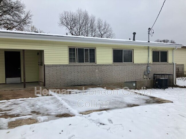 Building Photo - 10623 Landseer Dr