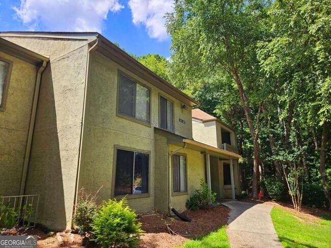 Foto del edificio - 245 Seasons Pkwy