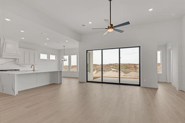 Foto del edificio - 7444 Harrier St