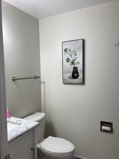 Foto del edificio - 426 Laverne Dr