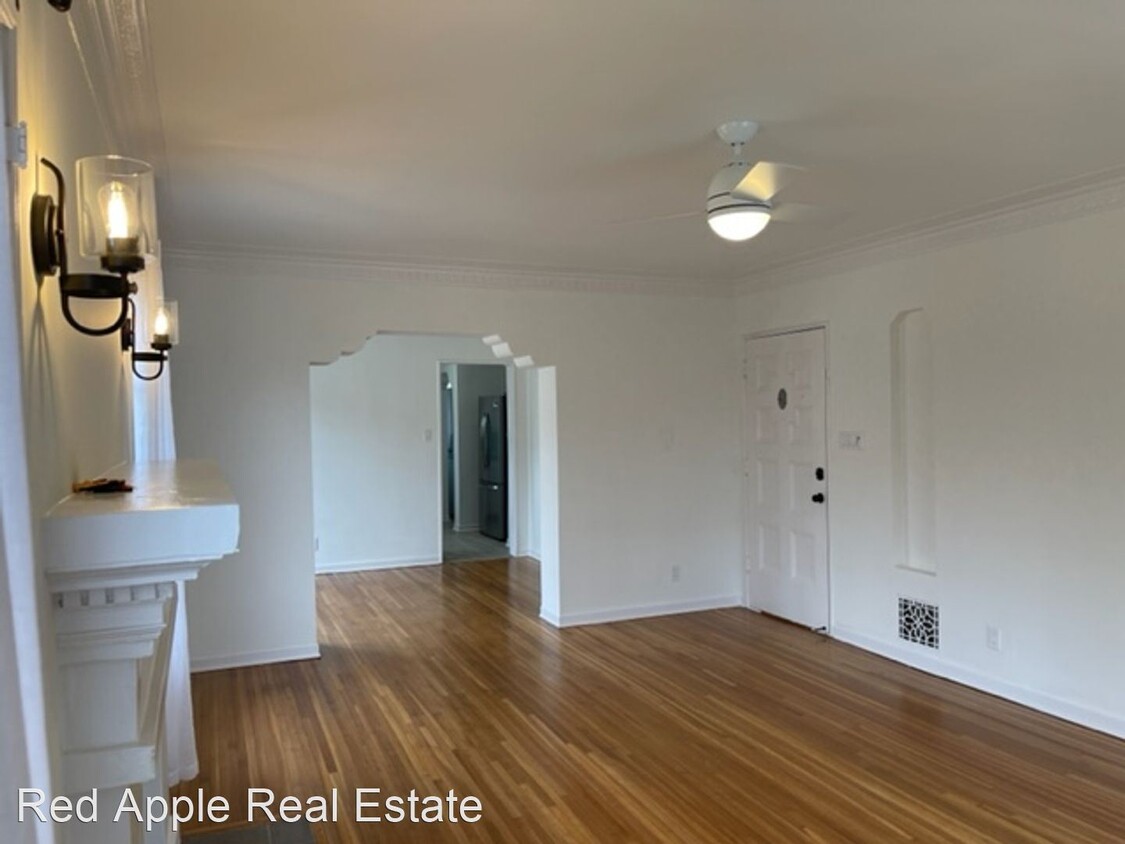 Primary Photo - 1 br, 1 bath House - 933 Alandele Avenue