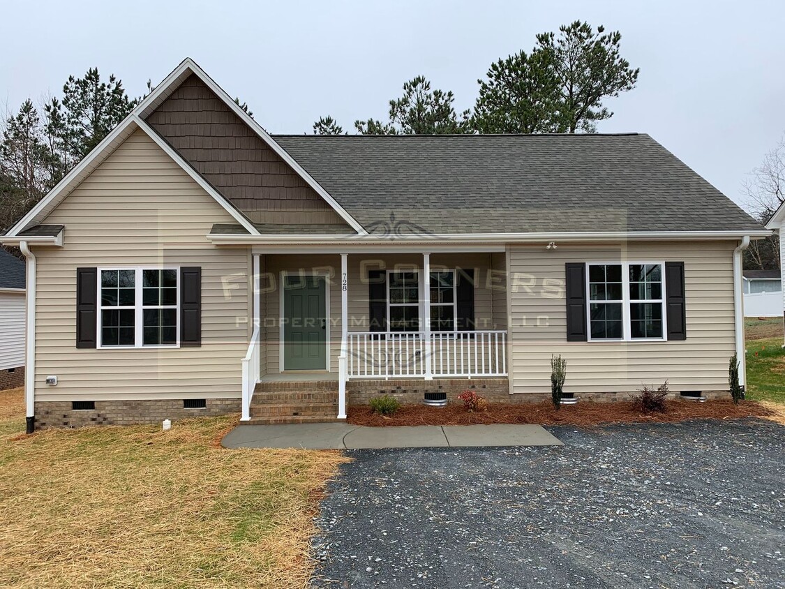 Primary Photo - Beautiful 3 Bedroom 2 Bath Home