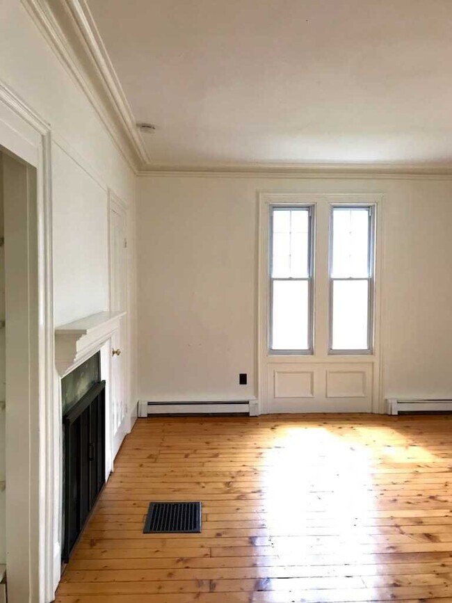 Foto del edificio - 126 Innis Ave