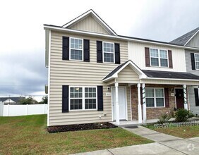 Building Photo - 4001 Grandeur Ave