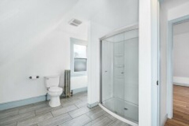 Building Photo - Renovated 4BR with In-Unit Laundry Near Moody Street
