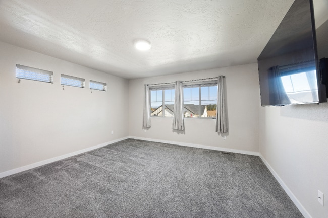 Building Photo - 15335 Stovall Ave