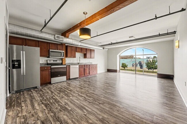 Foto del edificio - 600 7th St NW