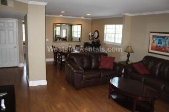 Foto principal - 7306 Balboa Blvd