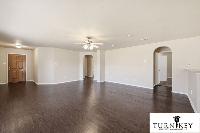 Foto del edificio - 557 Winbridge Ln