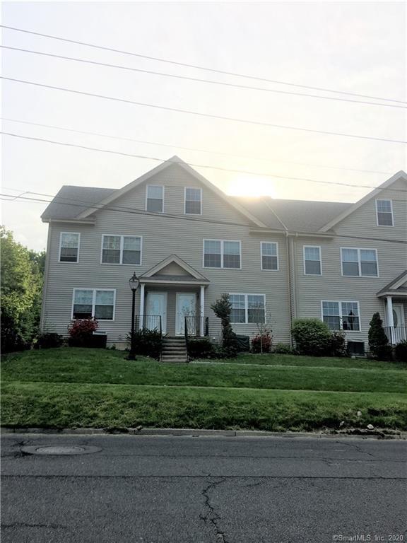 40 Division St, Danbury, CT 06810 Townhome Rentals in Danbury CT