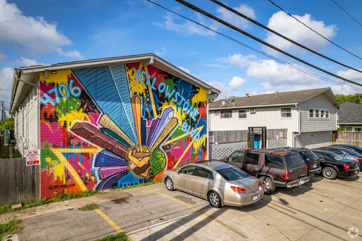 The Yellowstone Apartments Apartments in Houston, TX