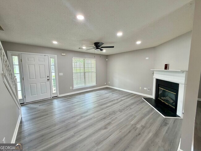 Foto del edificio - 3354 Waggoner Ln
