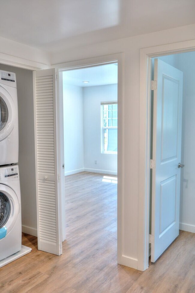 Building Photo - Coming Summer 2025 – Pre-Leasing Now!