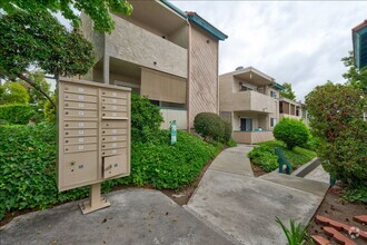 Building Photo - 3435 Capalina Rd