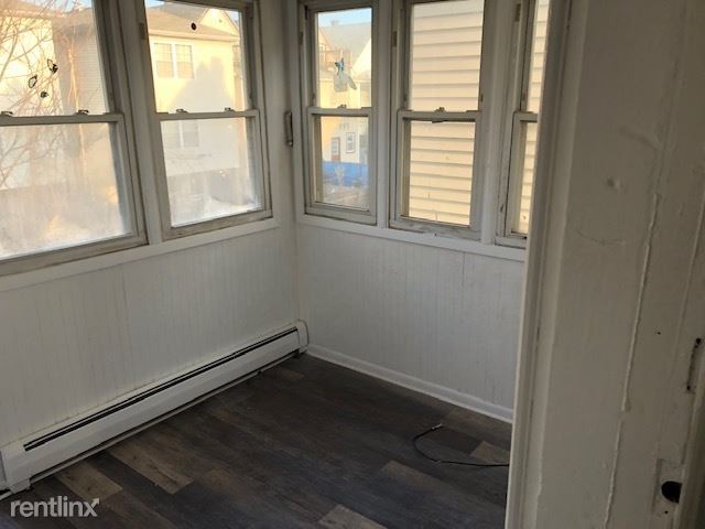 Foto del edificio - 4 br, 1 bath Apartment - 621 Marshall St