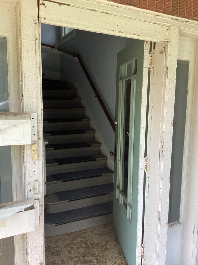 Foto del edificio - 401 Haney Ave