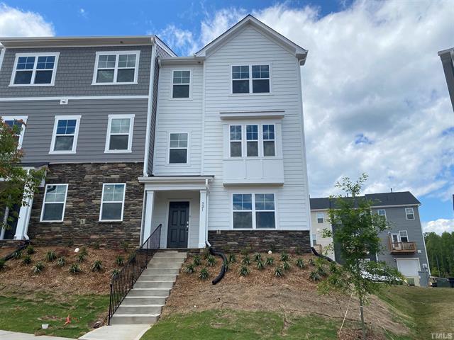 Foto principal - 521 Brushford Ln